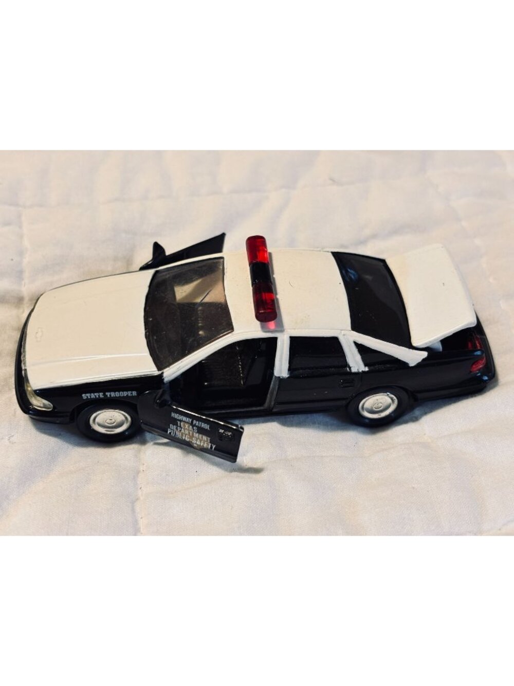 1993 Road Champs 1:43 Chevrolet Caprice Texas Highway Patrol Diecast